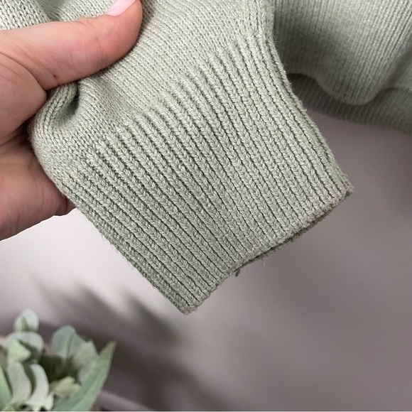 [H&M] Women's Light Sage Green Mock Neck Pullover Sweater - Picture 3 of 7